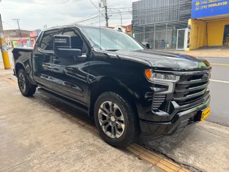 CHEVROLET Silverado 5.3 V8 1500 HIGH COUNTRY CABINE DUPLA 4X4 AUTOM�TICO, Foto 2