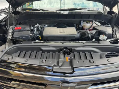 CHEVROLET Silverado 5.3 V8 1500 HIGH COUNTRY CABINE DUPLA 4X4 AUTOM�TICO, Foto 12