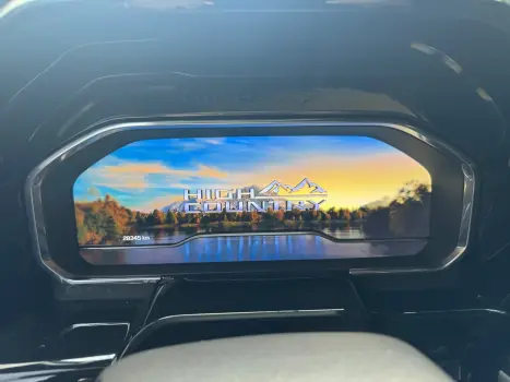 CHEVROLET Silverado 5.3 V8 1500 HIGH COUNTRY CABINE DUPLA 4X4 AUTOM�TICO, Foto 18