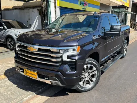 CHEVROLET Silverado 5.3 V8 1500 HIGH COUNTRY CABINE DUPLA 4X4 AUTOM�TICO, Foto 1