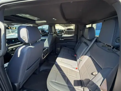 CHEVROLET Silverado 5.3 V8 1500 HIGH COUNTRY CABINE DUPLA 4X4 AUTOM�TICO, Foto 9