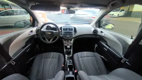 CHEVROLET Sonic Sedan 1.6 16V 4P LTZ FLEX, Foto 12
