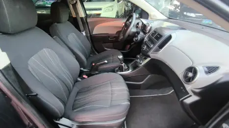 CHEVROLET Sonic Sedan 1.6 16V 4P LTZ FLEX, Foto 14