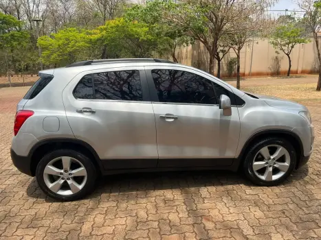 CHEVROLET Tracker 1.8 16V 4P FLEX LTZ AUTOMÁTICO, Foto 4