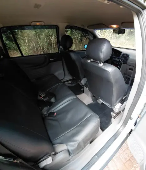 CHEVROLET Zafira 2.0 4P FLEX EXPRESSION 7 LUGARES AUTOM�TICO, Foto 11