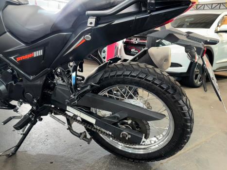 DAFRA NH 300 , Foto 9