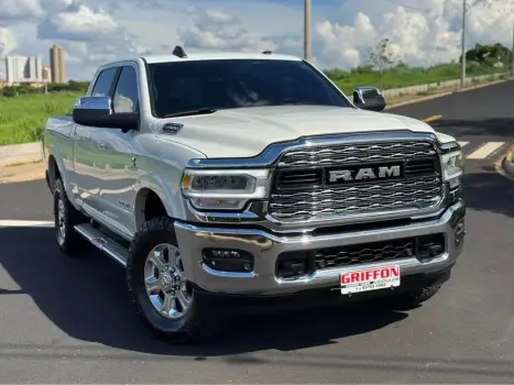 DODGE Ram 6.7 I6 24V 4P 2500 LARAMIE 4X4 TURBODIESEL  AUTOMTICO CABINE DUPLA, Foto 2