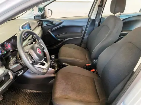 FIAT Cronos 1.3 4P FLEX DRIVE, Foto 3