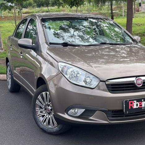 FIAT Grand Siena 1.6 16V 4P ESSENCE FLEX, Foto 3