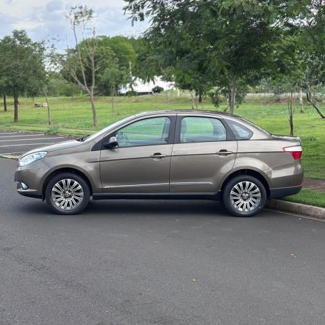 FIAT Grand Siena 1.6 16V 4P ESSENCE FLEX, Foto 5