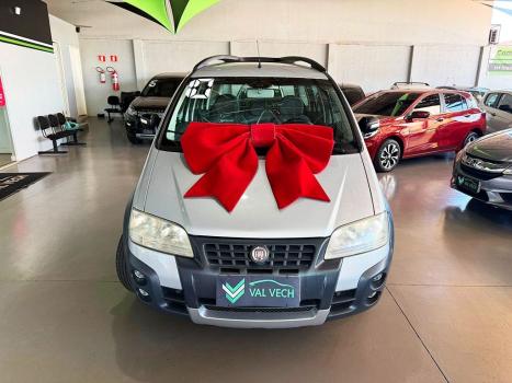 FIAT Idea 1.8 4P ADVENTURE FLEX, Foto 2