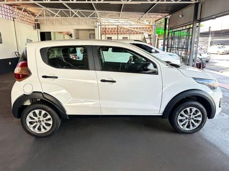FIAT Mobi 1.0 4P FLEX DRIVE FIRE FLY, Foto 11