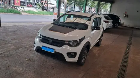 FIAT Mobi 1.0 4P FLEX EVO TREKKING, Foto 2