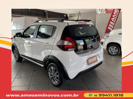 FIAT Mobi 1.0 4P FLEX EVO TREKKING, Foto 2