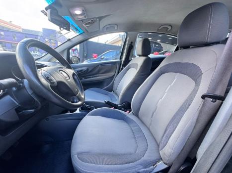 FIAT Punto 1.4 4P ATTRACTIVE FLEX, Foto 17