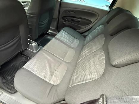 FIAT Punto 1.4 4P ELX FLEX, Foto 11