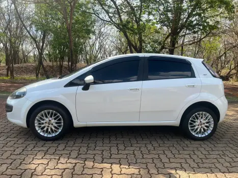 FIAT Punto 1.6 16V 4P ESSENCE FLEX, Foto 4