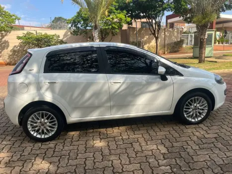 FIAT Punto 1.6 16V 4P ESSENCE FLEX, Foto 8