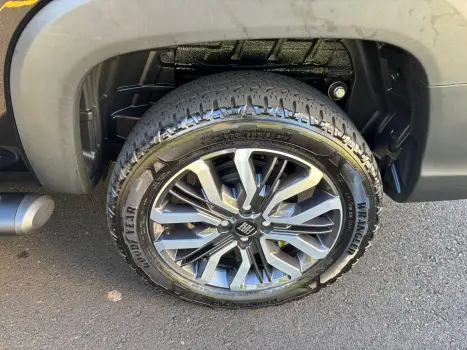 FIAT Strada 1.0 12V TURBO 200 FLEX ULTRA CABINE DUPLA AUTOM�TICO CVT, Foto 11