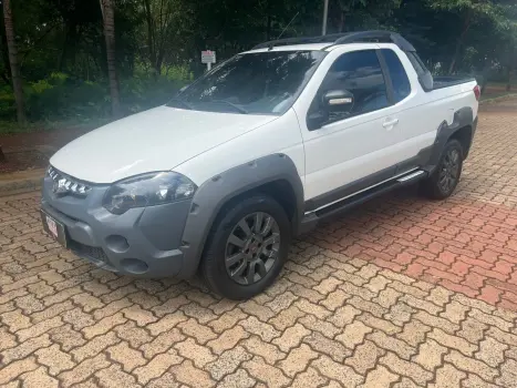 FIAT Strada 1.8 16V FLEX ADVENTURE CABINE ESTENDIDA, Foto 2