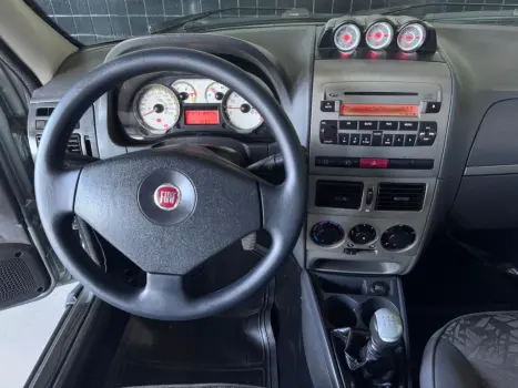 FIAT Strada 1.8 ADVENTURE CABINE ESTENDIDA, Foto 4