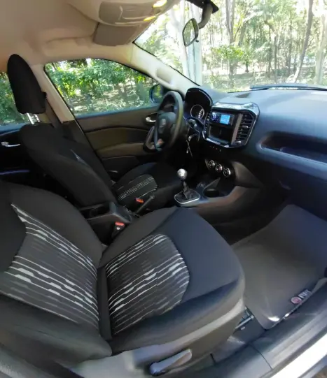 FIAT Toro 1.8 16V 4P ENDURANCE AUTOM�TICO, Foto 8