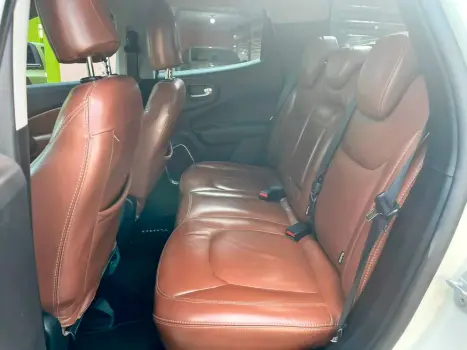 FIAT Toro 2.0 16V 4P VOLCANO 4WD TURBO DIESEL AUTOM�TICO, Foto 17