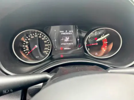 FIAT Toro 2.0 16V 4P 4WD FREEDOM TURBO DIESEL  AUTOM�TICO, Foto 9