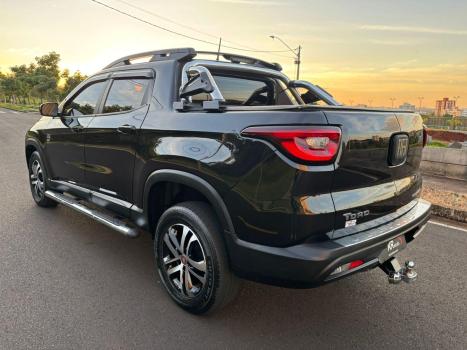 FIAT Toro 2.0 16V 4P 4WD FREEDOM TURBO DIESEL  AUTOM�TICO, Foto 4