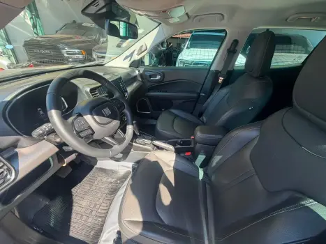 FIAT Toro 2.0 16V 4P VOLCANO 4WD TURBO DIESEL AUTOM�TICO, Foto 8