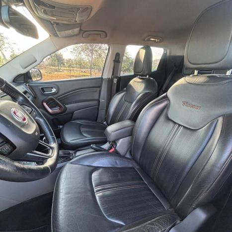 FIAT Toro 2.0 16V 4P VOLCANO 4WD TURBO DIESEL AUTOM�TICO, Foto 10