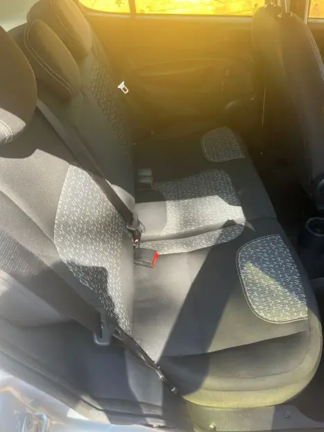 FIAT Uno 1.0 4P FLEX EVO ATTRACTIVE, Foto 9 FIAT Uno 1.0 4P FLEX EVO ATTRACTIVE, Foto 9