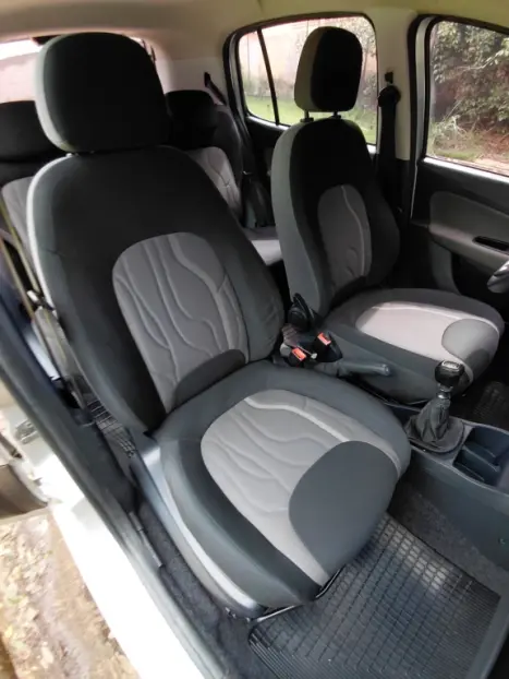 FIAT Uno 1.0 4P FLEX WAY, Foto 3