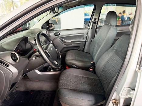 FORD Fiesta Hatch 1.0 4P, Foto 4