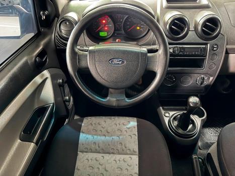 FORD Fiesta Hatch 1.0 4P, Foto 6