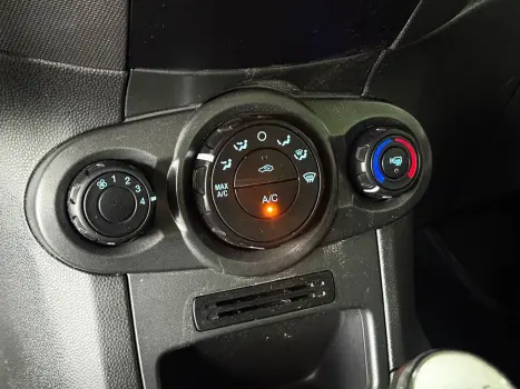 FORD Fiesta Hatch 1.5 16V 4P S FLEX, Foto 9