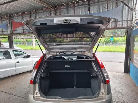 FORD Fiesta Hatch 1.6 4P CLASS FLEX, Foto 16