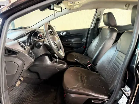 FORD Fiesta Hatch 1.6 16V 4P FLEX TITANIUM POWERSHIFT AUTOM�TICO, Foto 4