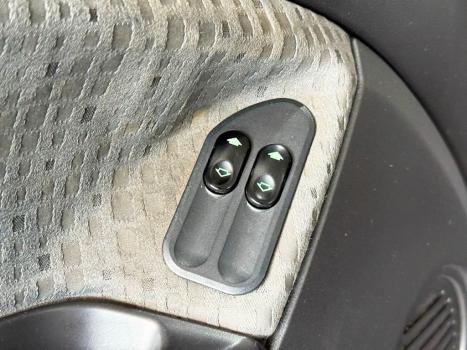 FORD Fiesta Hatch 1.6 4P SE FLEX, Foto 9