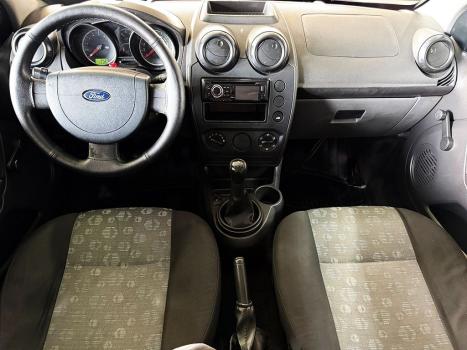 FORD Fiesta Hatch 1.0 4P, Foto 5