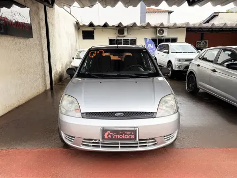 FORD Fiesta Hatch 1.6 4P, Foto 2