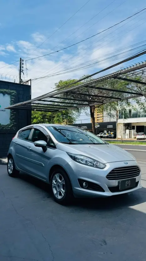 FORD Fiesta Hatch 1.6 16V 4P SEL FLEX, Foto 3