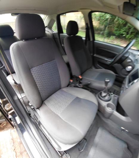 FORD Fiesta Sedan 1.6 4P FLEX, Foto 5