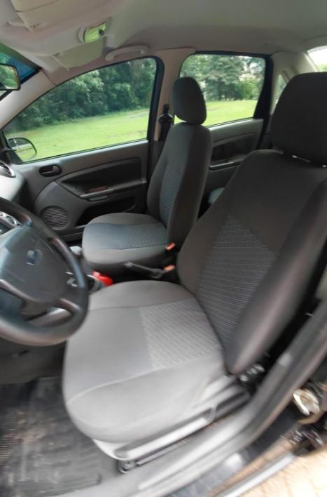 FORD Fiesta Sedan 1.6 4P FLEX, Foto 7