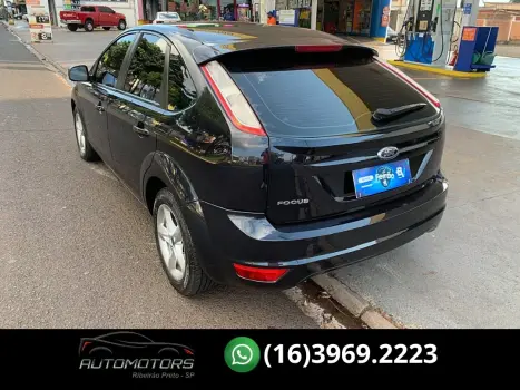 FORD Focus Hatch 1.6 16V 4P FLEX GL, Foto 4