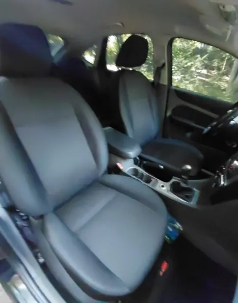 FORD Focus Hatch 1.6 4P, Foto 10