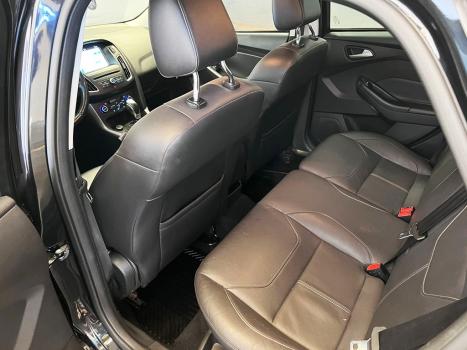 FORD Focus Hatch 1.6 16V 4P SE FLEX, Foto 6
