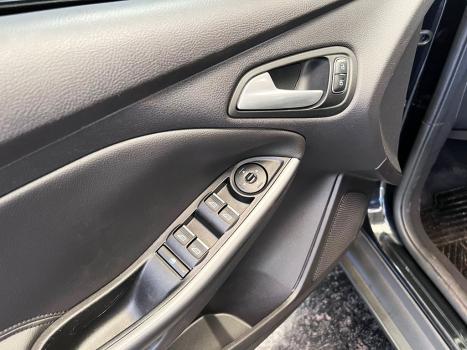 FORD Focus Hatch 1.6 16V 4P SE FLEX, Foto 7