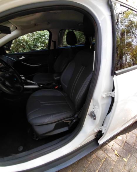 FORD Focus Hatch 2.0 16V 4P SE DIRECT, Foto 7