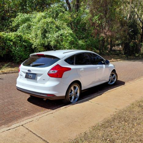 FORD Focus Hatch 2.0 16V 4P SE DIRECT, Foto 8